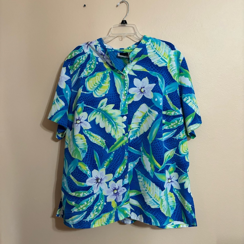 Maggie Barnes sz 2XL short sleeve Hawaiian Tropical Island button top